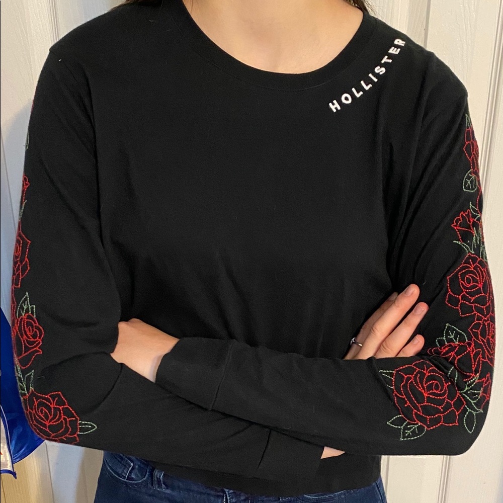 Hollister rose embroidered long sleeve crop